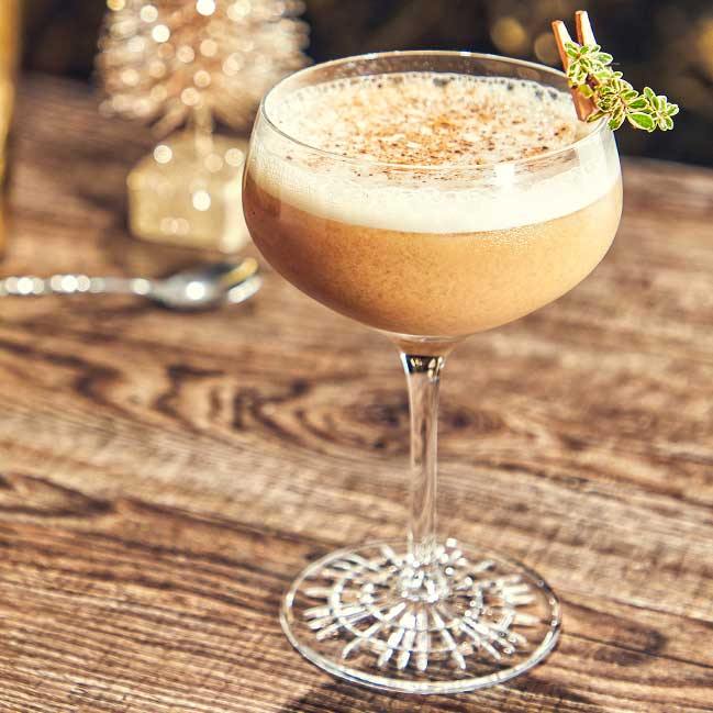Gingerbread Cookie Cocktail - Lollygag.co